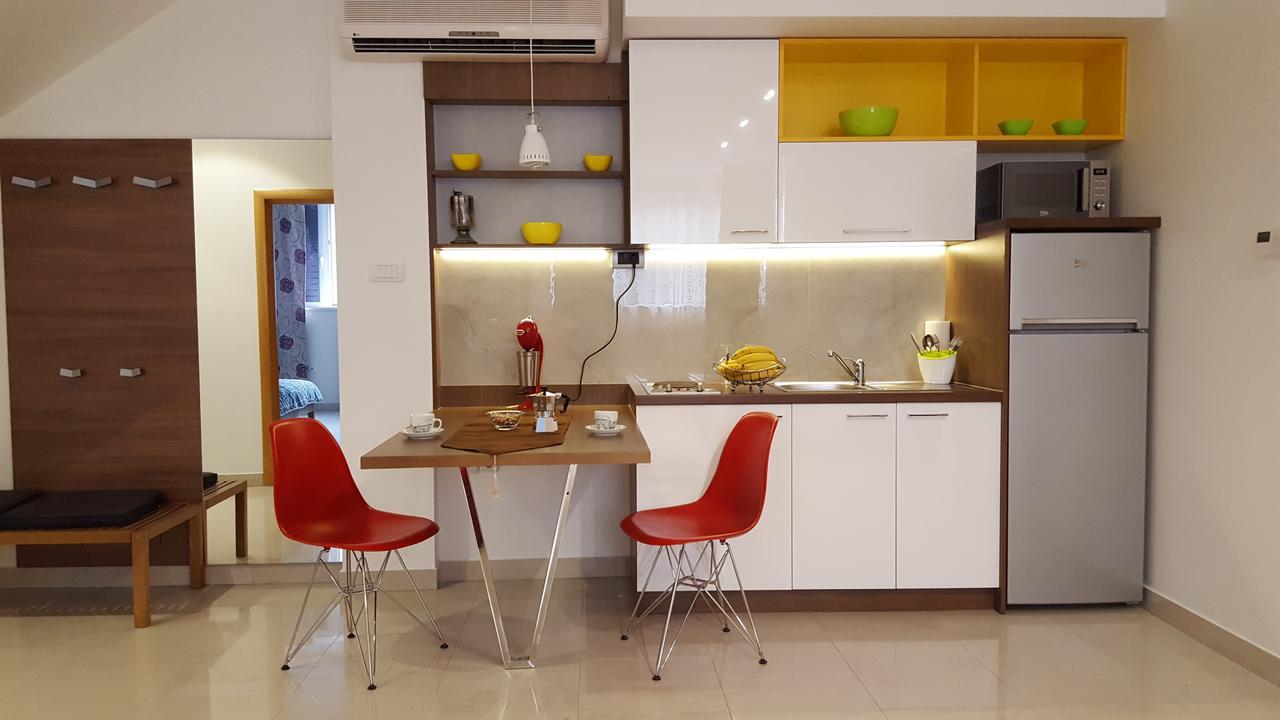 Centar Lux Vrsac Apartment ภายนอก รูปภาพ